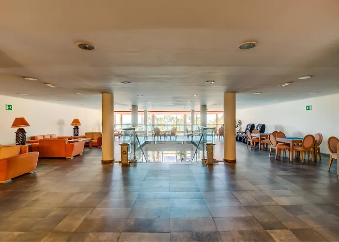 Sbh Taro فندق 4*