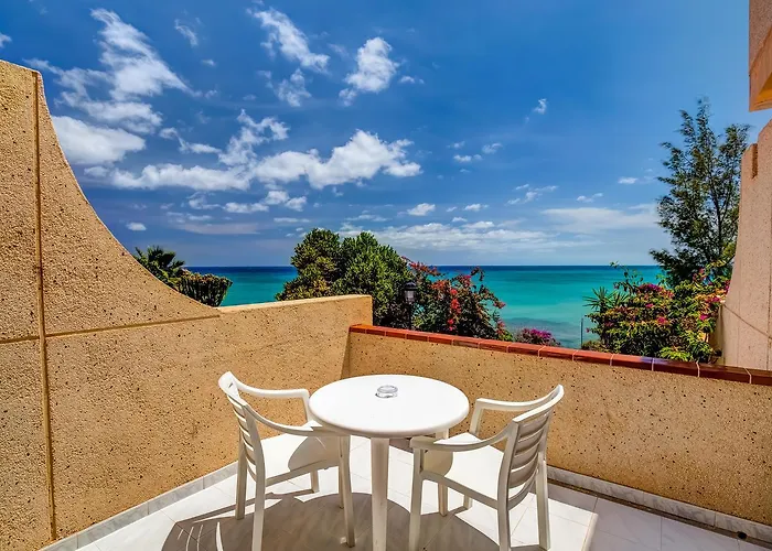 Sbh Taro فندق 4*