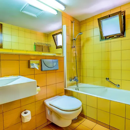 Sbh太郎海滩酒店